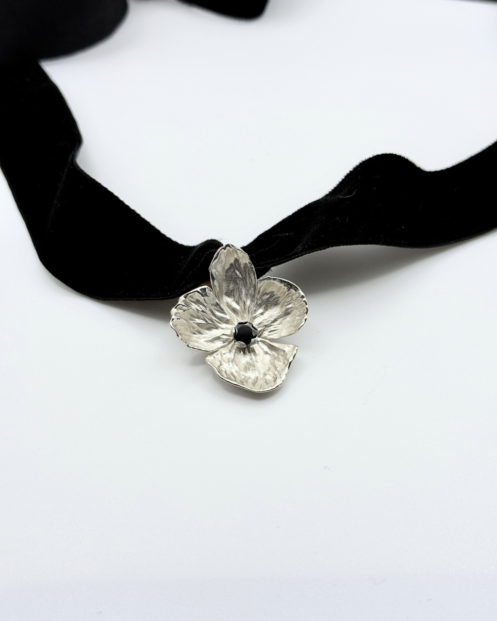 The Flower Choker