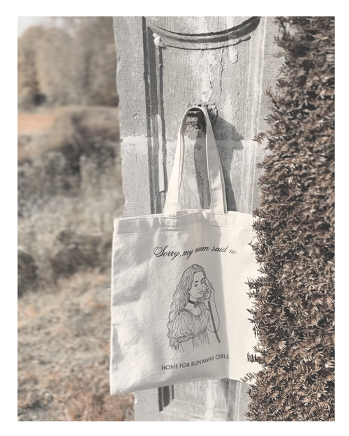 Dreams & Doubts Tote Bag