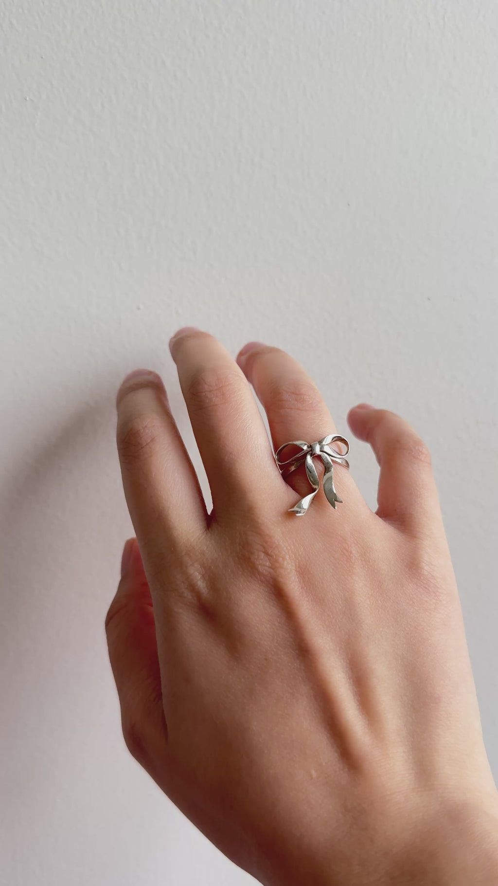 The Bow Ring